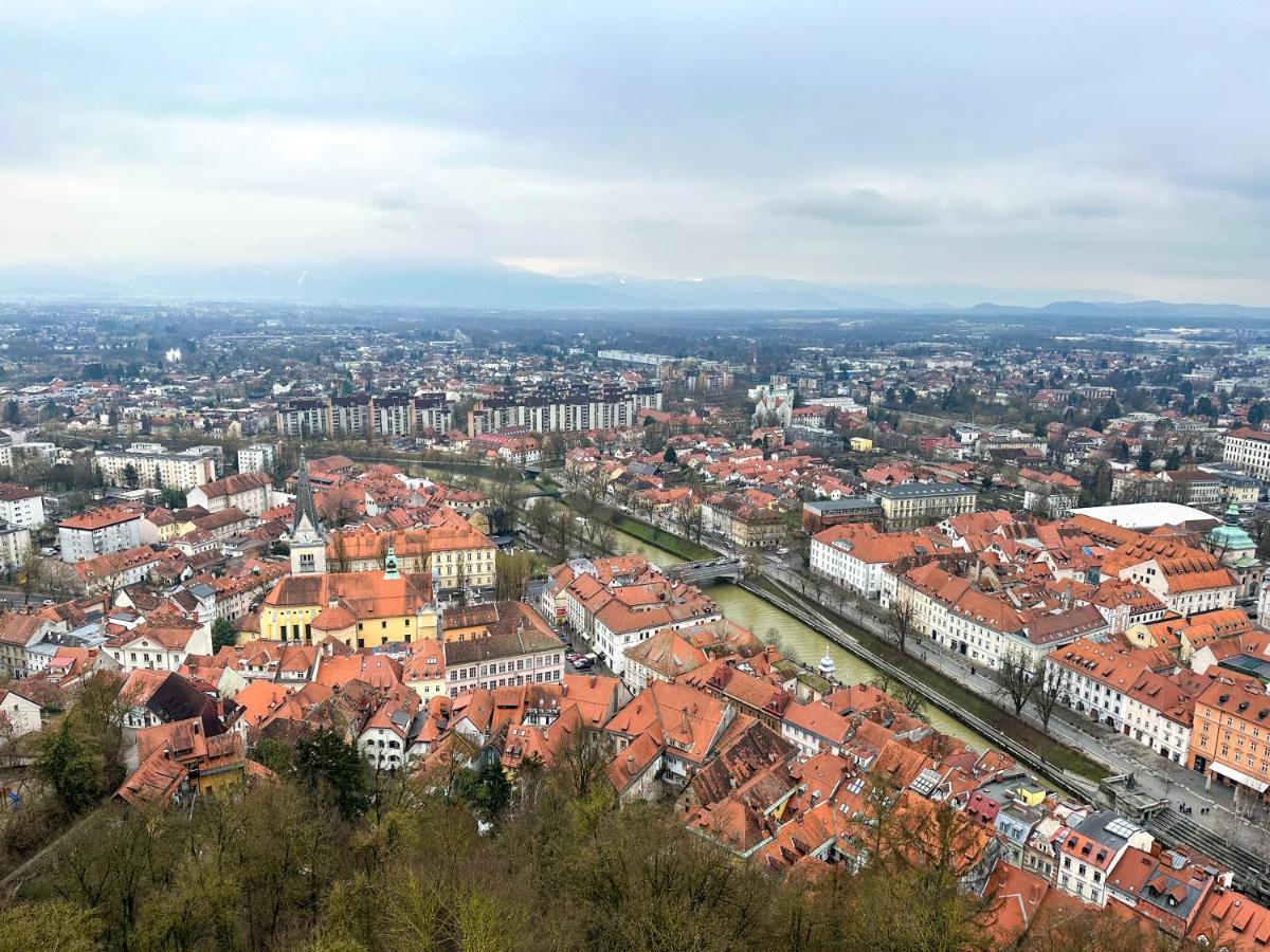 Apartment Ema Ljubljana Ngoại thất bức ảnh